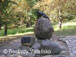 Pomníček Lišky Bystroušky